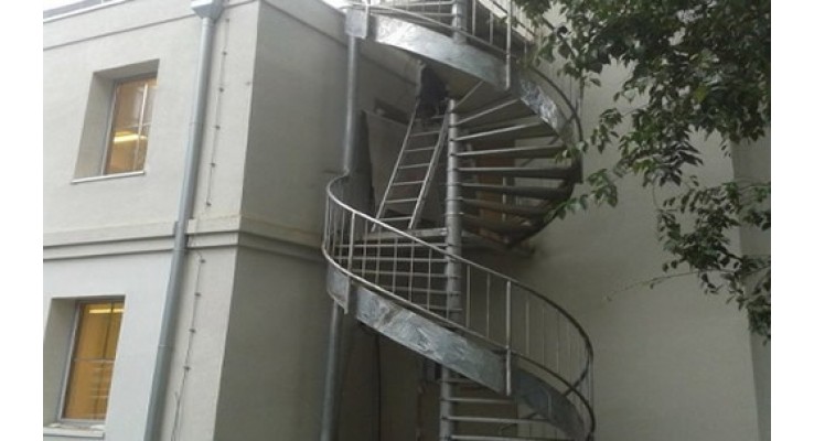 Yangın Merdiveni